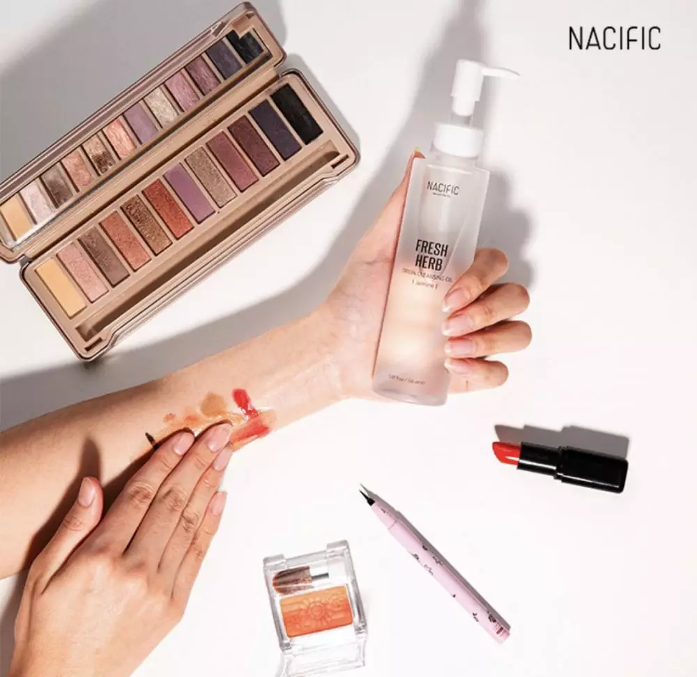 Urutan skincare Nacific © 