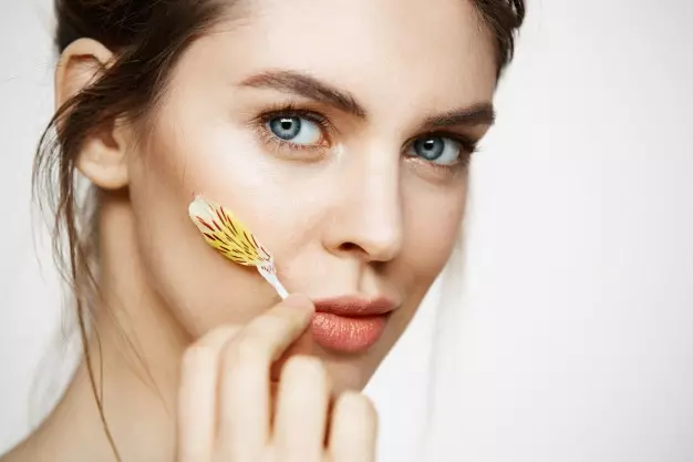 Manfaat serum Somethinc Bakuchiol Skinpair Oil © 