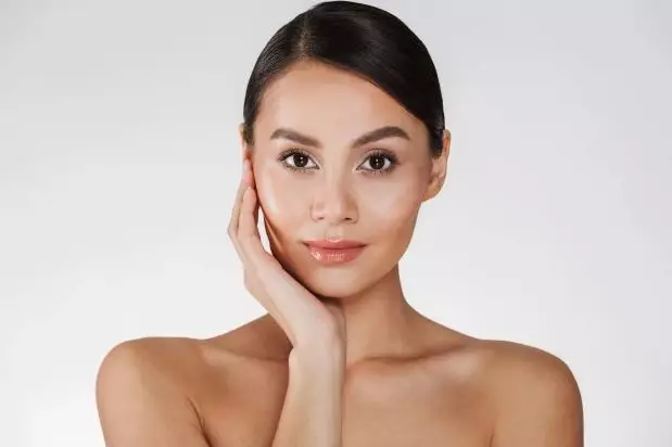 Serum Scarlett dan manfaat © 2022 freepik.com