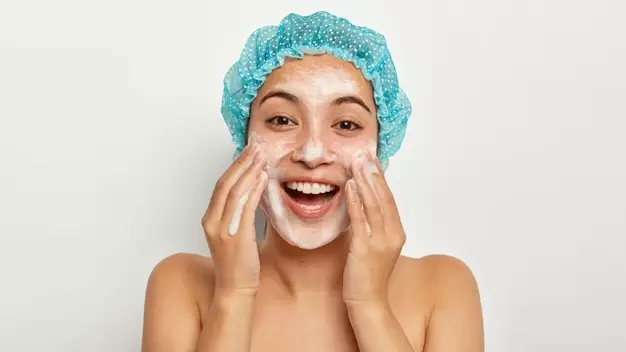 Skincare routine untuk kulit bruntusan ©  Skincare routine untuk kulit bruntusan ©