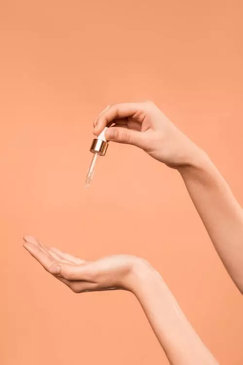 Kandungan serum Hanasui pink © Kandungan serum Hanasui pink ©