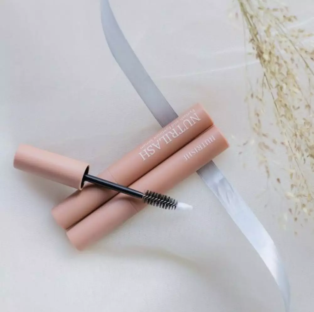 Rekomendasi serum alis ©  Rekomendasi serum alis ©