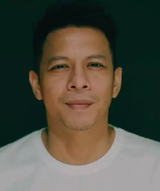 5 Tips perawatan wajah ala Ariel NOAH berbagai sumber