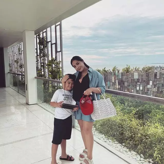 Rahasia wajah cantik Nagita Slavina Instagram Rahasia wajah cantik Nagita Slavina Instagram