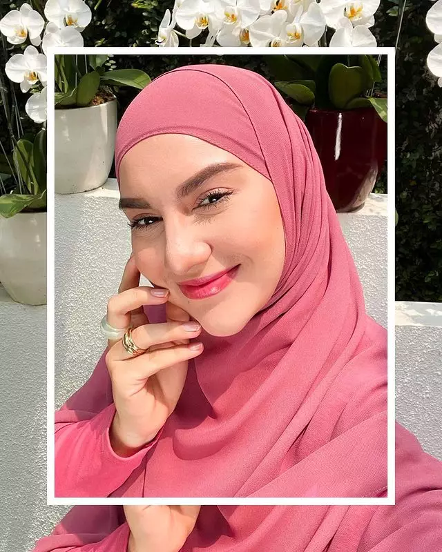  Rahasia wajah cerah ala Irish Bella Instagram 