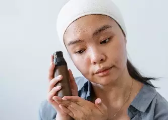 5 Cara menetralkan wajah sebelum ganti skincare berbagai sumber 5 Cara menetralkan wajah sebelum ganti skincare berbagai sumber