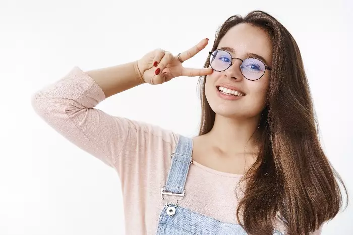 Tips memilih kacamata untuk wajah bulat Berbagai sumber Tips memilih kacamata untuk wajah bulat Berbagai sumber