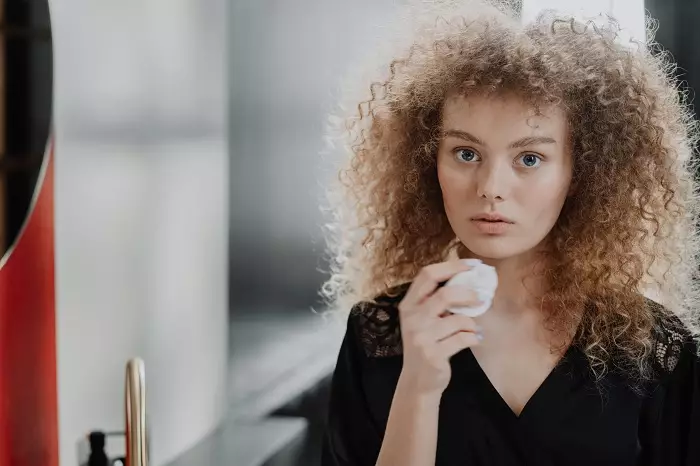 <img style= <img style=