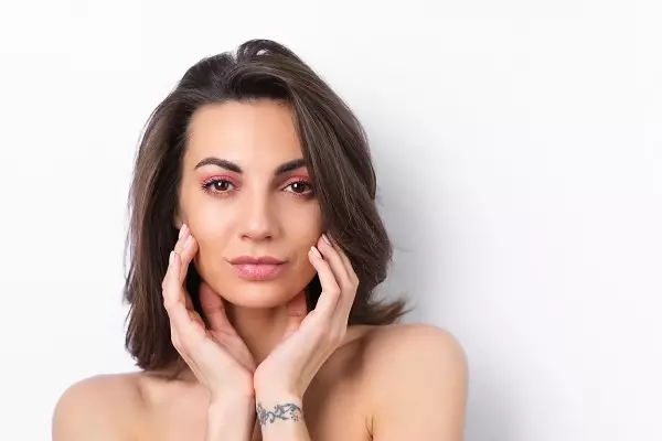 <img style= <img style=