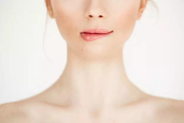 Manfaat serum bibir Emina © Manfaat serum bibir Emina ©