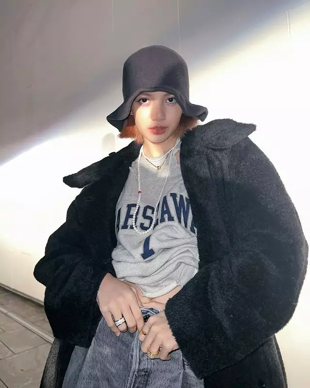 Rahasia wajah dan kulit sehat Lisa Blackpink Instagram  Rahasia wajah dan kulit sehat Lisa Blackpink Instagram