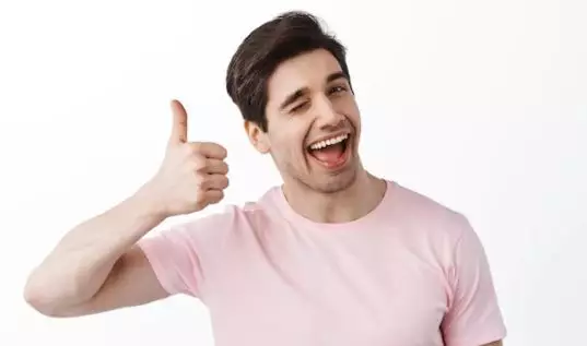 Cara mengatasi wajah tidak simetris freepik.com