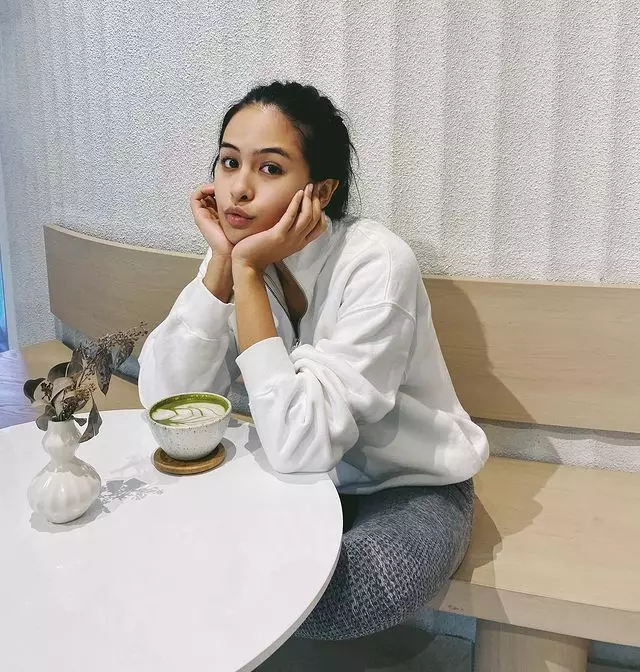 Perawatan wajah dan rambut sehat Maudy Ayunda Instagram Perawatan wajah dan rambut sehat Maudy Ayunda Instagram