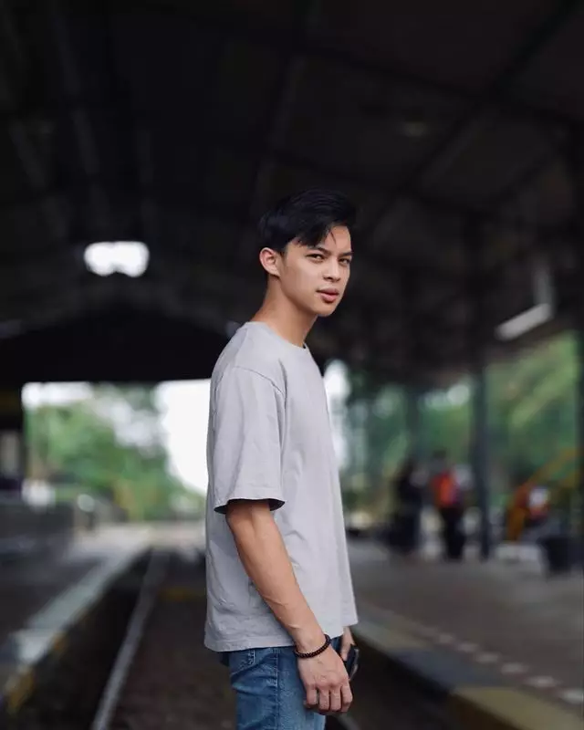 <img style= <img style=