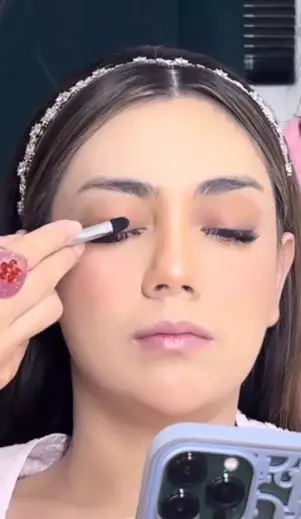 Makeup Celine bak boneka barbie Berbagai sumber Makeup Celine bak boneka barbie Berbagai sumber