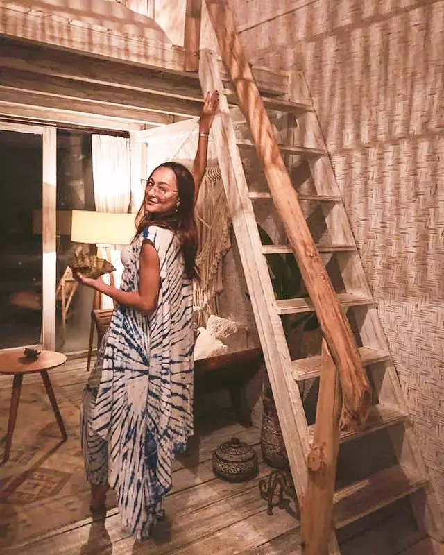 Perawatan wajah awet muda Dewi Rezer  Instagram