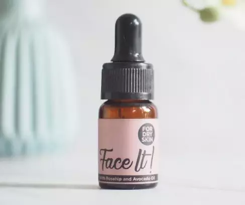 Rekomendasi face oil lokal Berbagai sumber  Rekomendasi face oil lokal Berbagai sumber