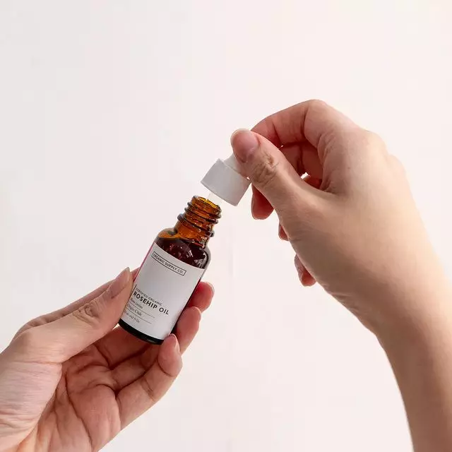 Rekomendasi face oil lokal Berbagai sumber  Rekomendasi face oil lokal Berbagai sumber