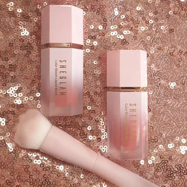 Rekomendasi liquid blush on Berbagai sumber