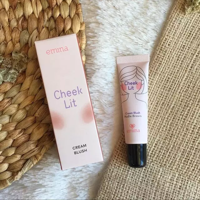 Rekomendasi liquid blush on Berbagai sumber