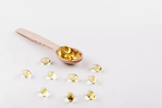 Tips merawat rambut kering untuk pria freepik.com Tips merawat rambut kering untuk pria freepik.com