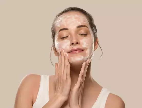 Rahasia awet muda ala Ersa Mayori Berbagai sumber