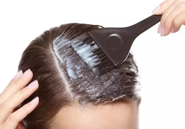 Tips merawat rambut panjang agar tak mudah rontok freepik.com Tips merawat rambut panjang agar tak mudah rontok freepik.com