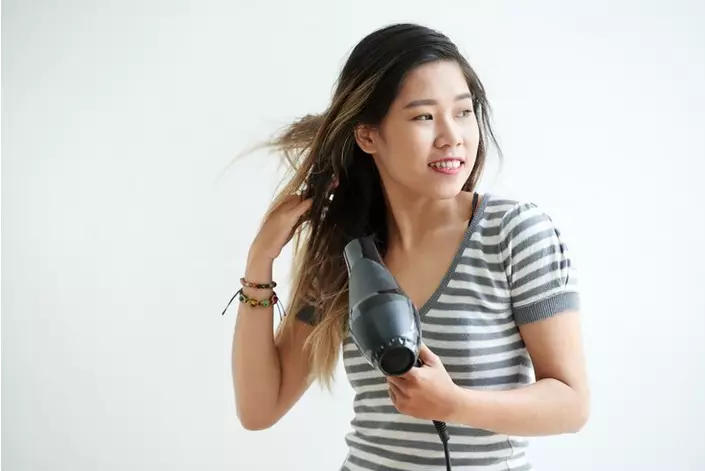 <img style= <img style=