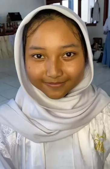 Hasil makeup pengantin siswi SMA ini bikin pangling TikTok Hasil makeup pengantin siswi SMA ini bikin pangling TikTok