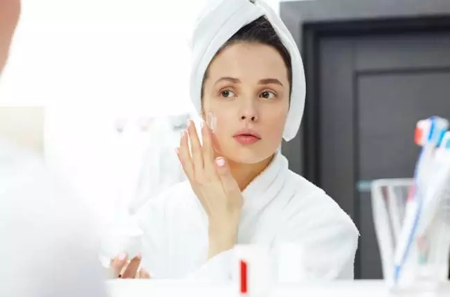 Skincare rutin Prisia Nasution Berbagai sumber Skincare rutin Prisia Nasution Berbagai sumber