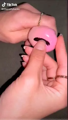 Trik simpel memakai kutek Tiktok Trik simpel memakai kutek Tiktok