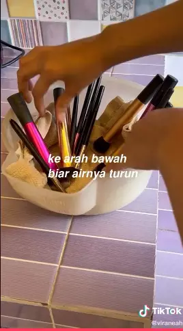 Trik bersihkan alat makeup Berbagai sumber Trik bersihkan alat makeup Berbagai sumber