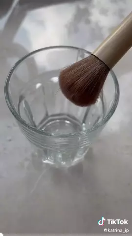 tips mencuci wajah menggunakan brush  Berbagai sumber