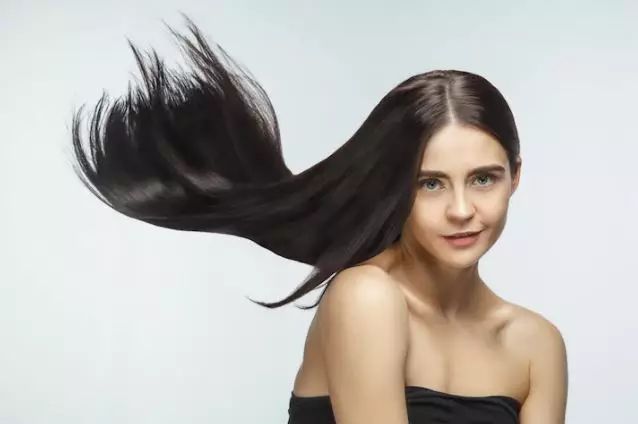 Cara curly rambut agar awet tanpa hair spray freepik.com Cara curly rambut agar awet tanpa hair spray freepik.com