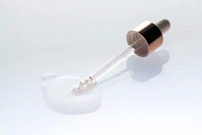 Perawatan wajah ala Tya Arifin Berbagai sumber Perawatan wajah ala Tya Arifin Berbagai sumber