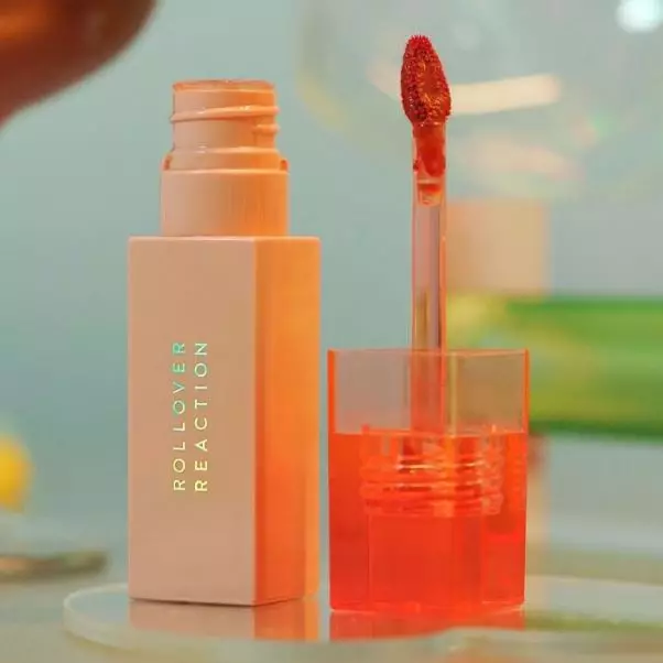 Rekomendasi lip and cheek Berbagai sumber