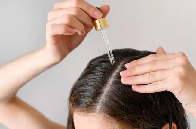 Rahasia rambut super lembut Nirina Zubir Berbagai sumber Rahasia rambut super lembut Nirina Zubir Berbagai sumber