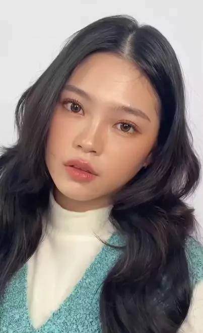 Tips aplikasikan bedak agar lebih flawless ala MUA Instagram Tips aplikasikan bedak agar lebih flawless ala MUA Instagram