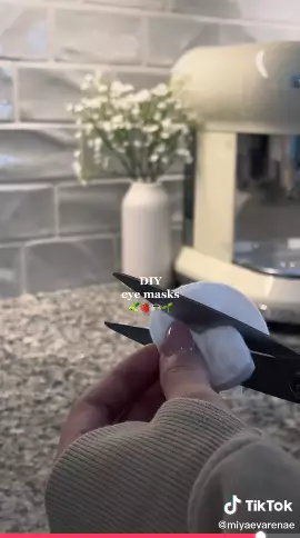 DIY eye mask dari bahan alami Berbagai sumber