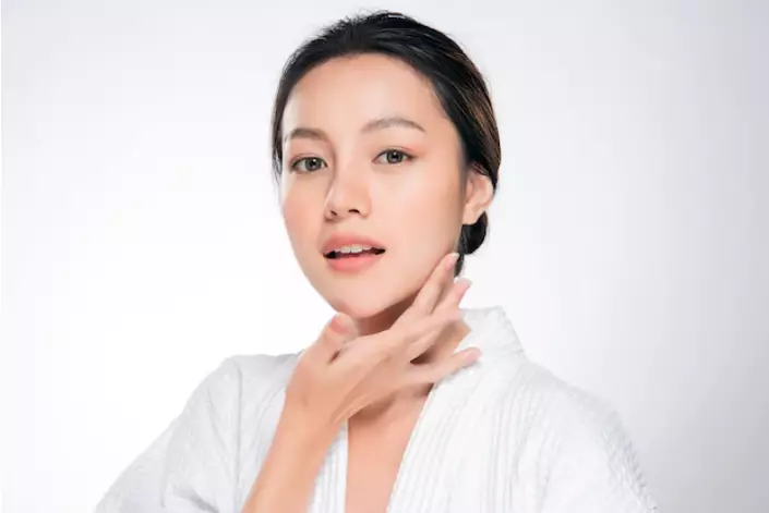 Perawatan wajah cerah ala Natasha Dewanti Berbagai sumber Perawatan wajah cerah ala Natasha Dewanti Berbagai sumber