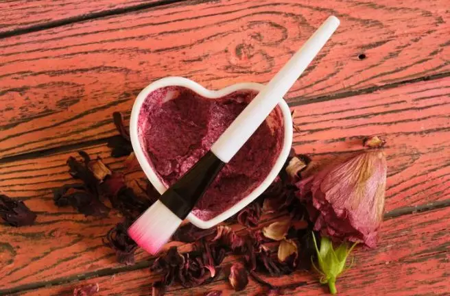 Cara pakai masker organik agar lebih optimal freepik.com