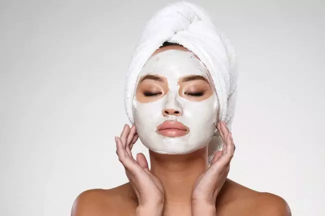Cara pakai masker organik agar lebih optimal freepik.com
