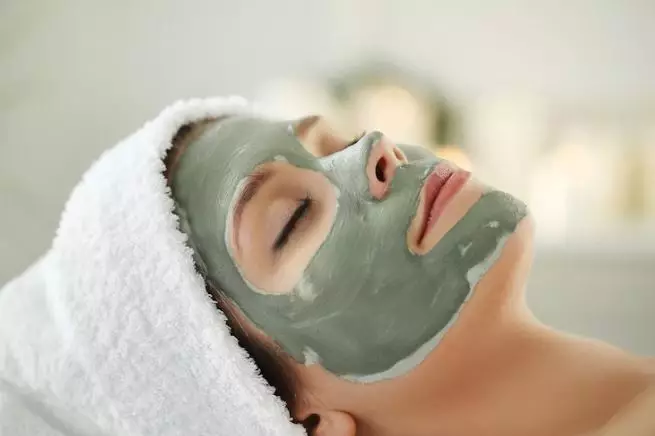 Cara pakai masker organik agar lebih optimal freepik.com
