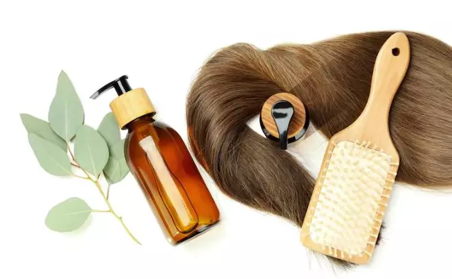 Cara bleaching rambut sendiri agar tidak rusak freepik.com Cara bleaching rambut sendiri agar tidak rusak freepik.com