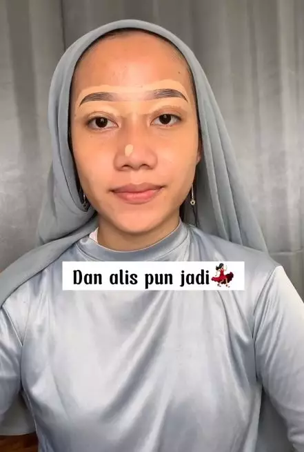 Cara membuat alis rapi dan simetris Instagram Cara membuat alis rapi dan simetris Instagram