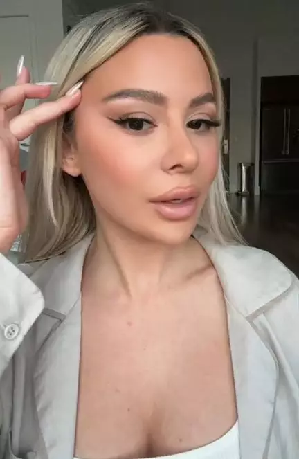 Tutorial teknik skeleton highlighter TikTok Tutorial teknik skeleton highlighter TikTok