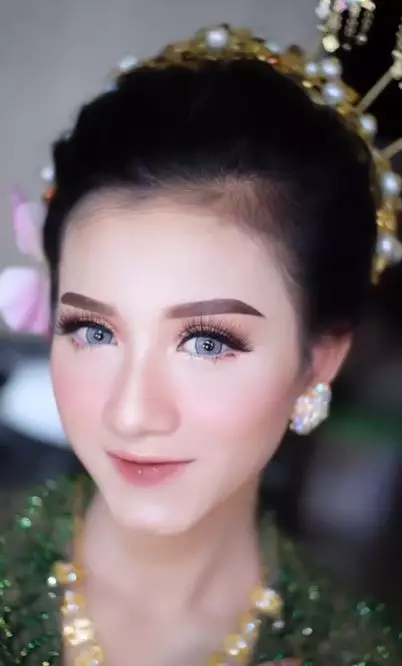 Tutorial membuat alis ala Korea Instagram