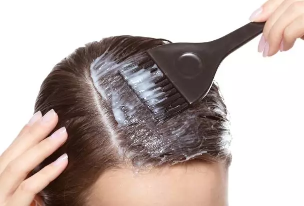 Perawatan rambut ala Marsha Aruan Berbagai sumber