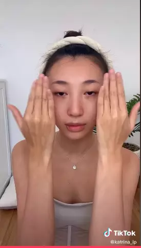 Tips simpel menggunakan night cream Berbagai sumber Tips simpel menggunakan night cream Berbagai sumber