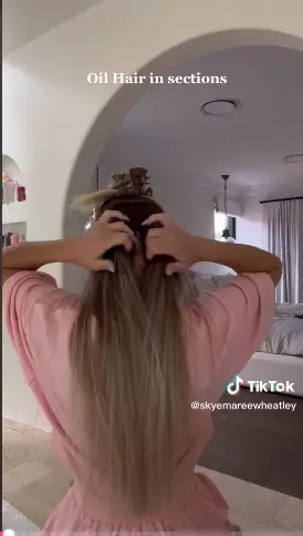 Cara mudah gunakan hair oil Berbagai sumber